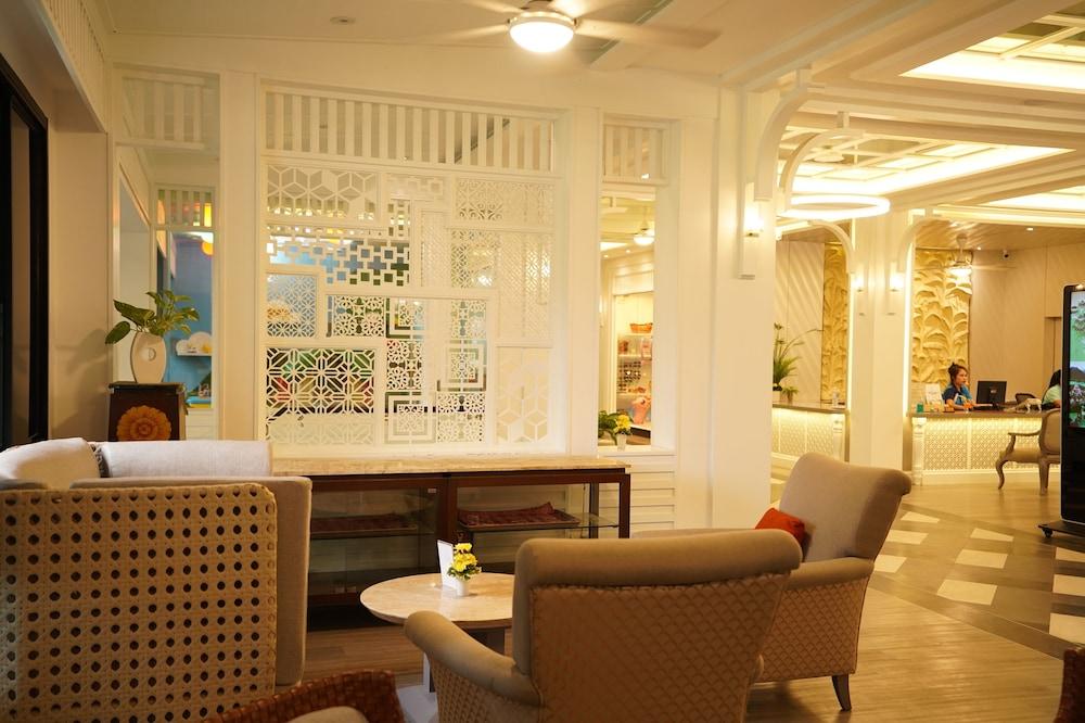 Springfield Village Golf & Spa Cha-Am Exterior photo